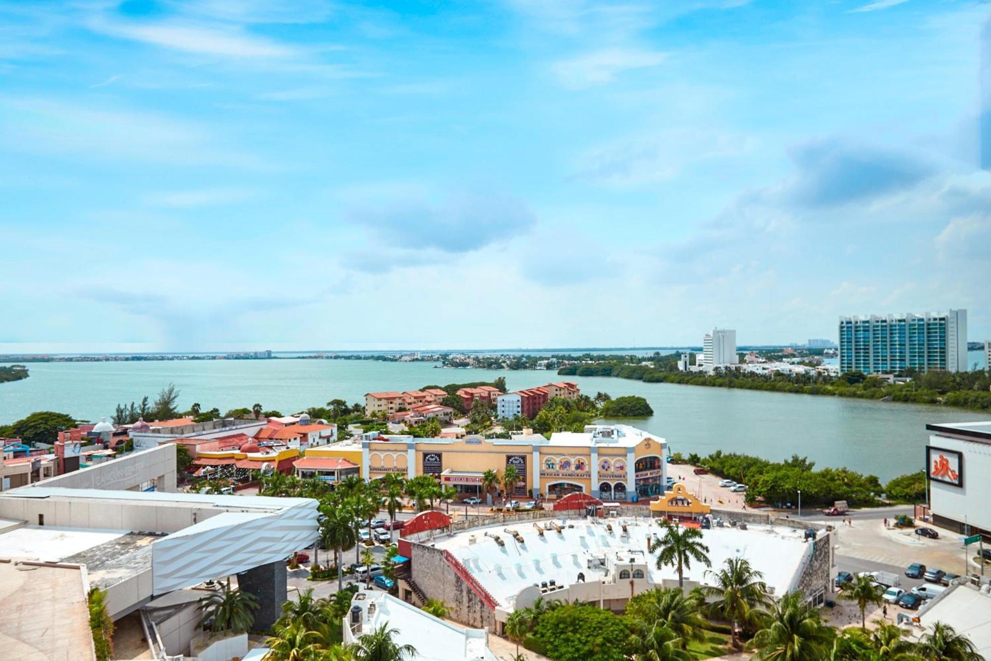 Renovated Aloft Cancún Eksteriør billede