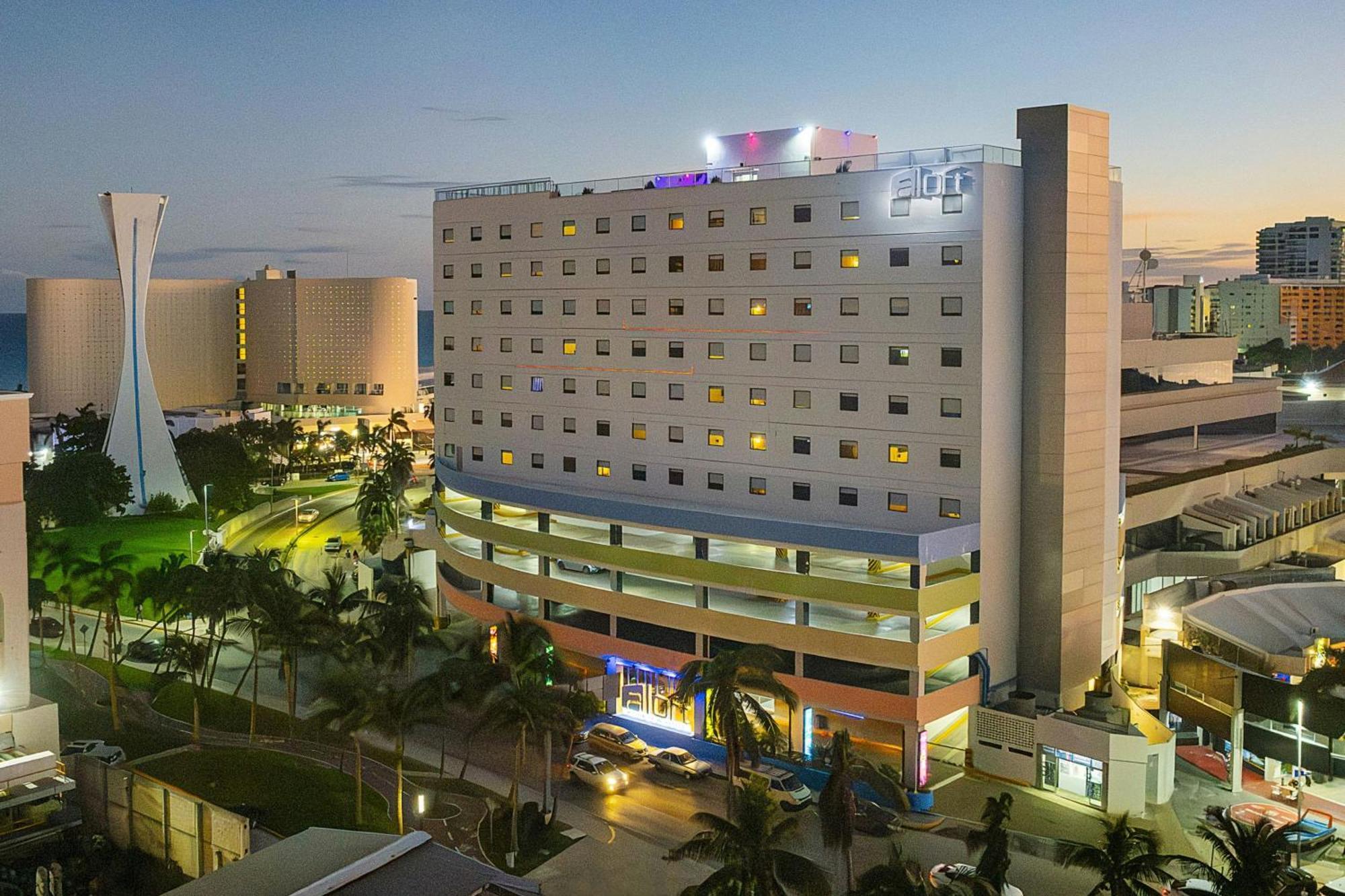 Renovated Aloft Cancún Eksteriør billede