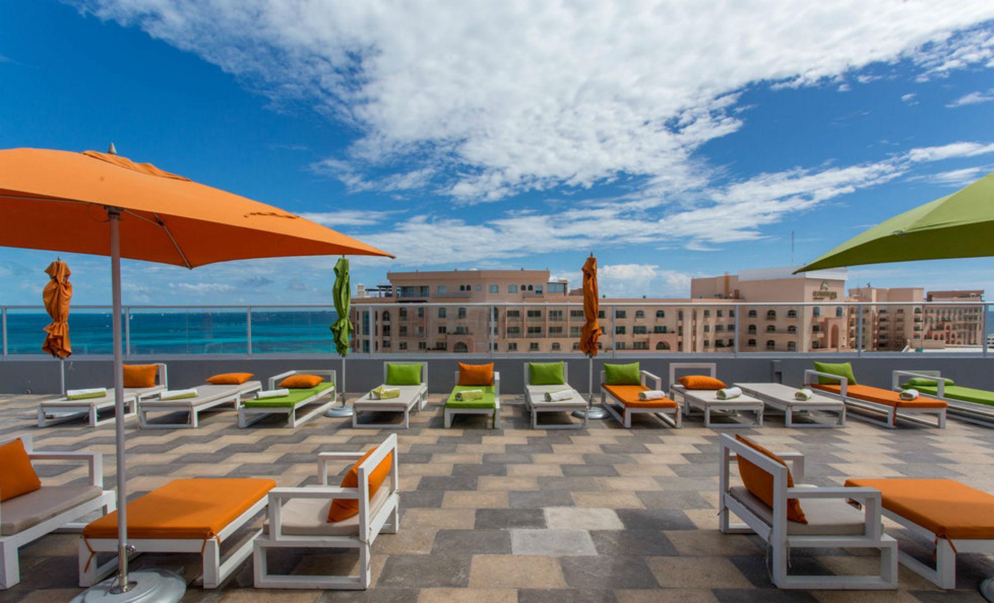 Renovated Aloft Cancún Eksteriør billede