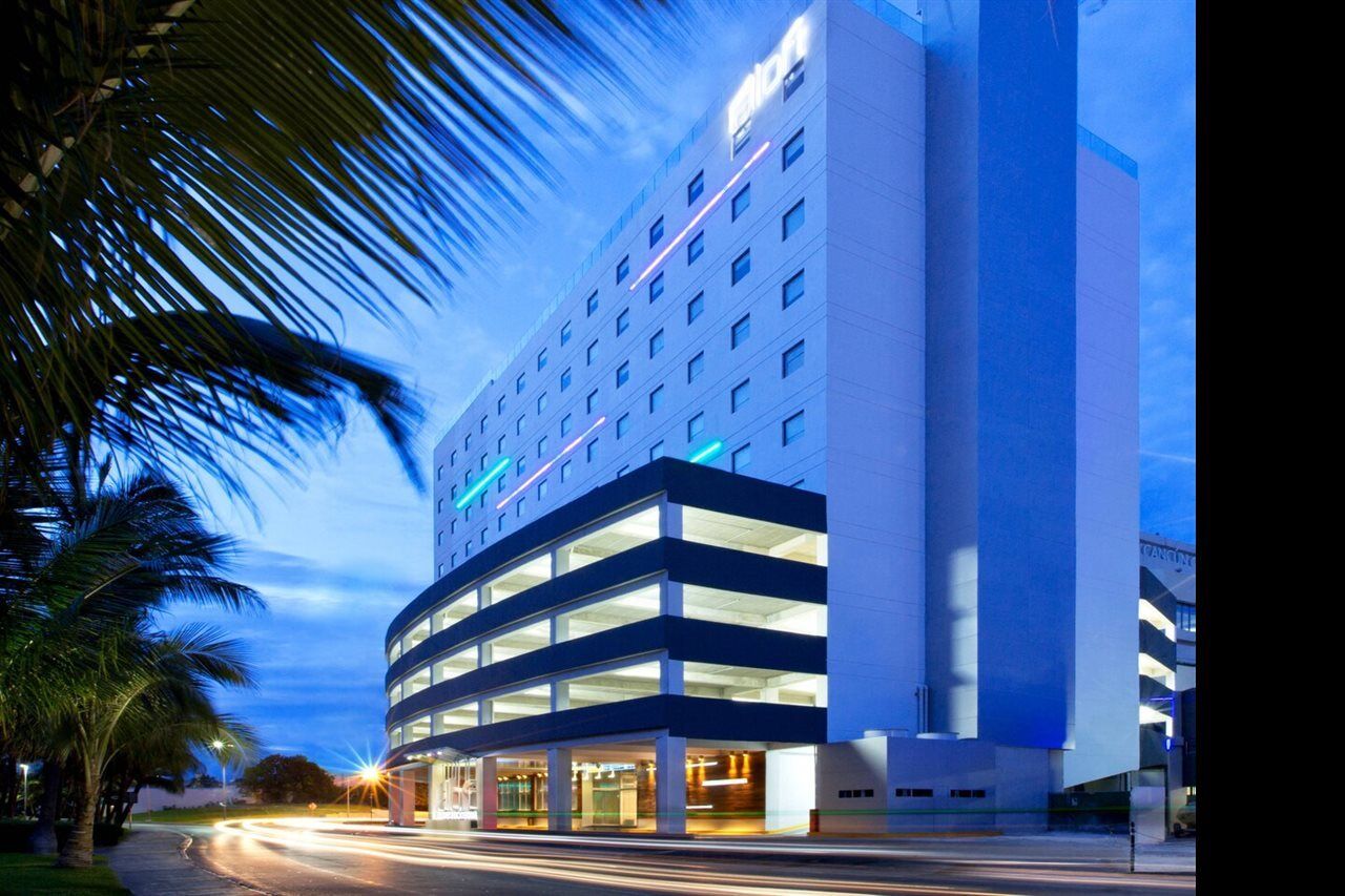 Renovated Aloft Cancún Eksteriør billede
